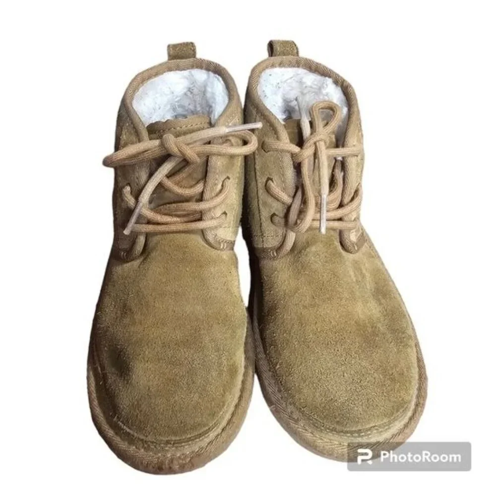 Ugg Chestnut Neumel II Suede Chukka Boots Kids 3 Lace-Up‎ Sheepskin Lined 101732